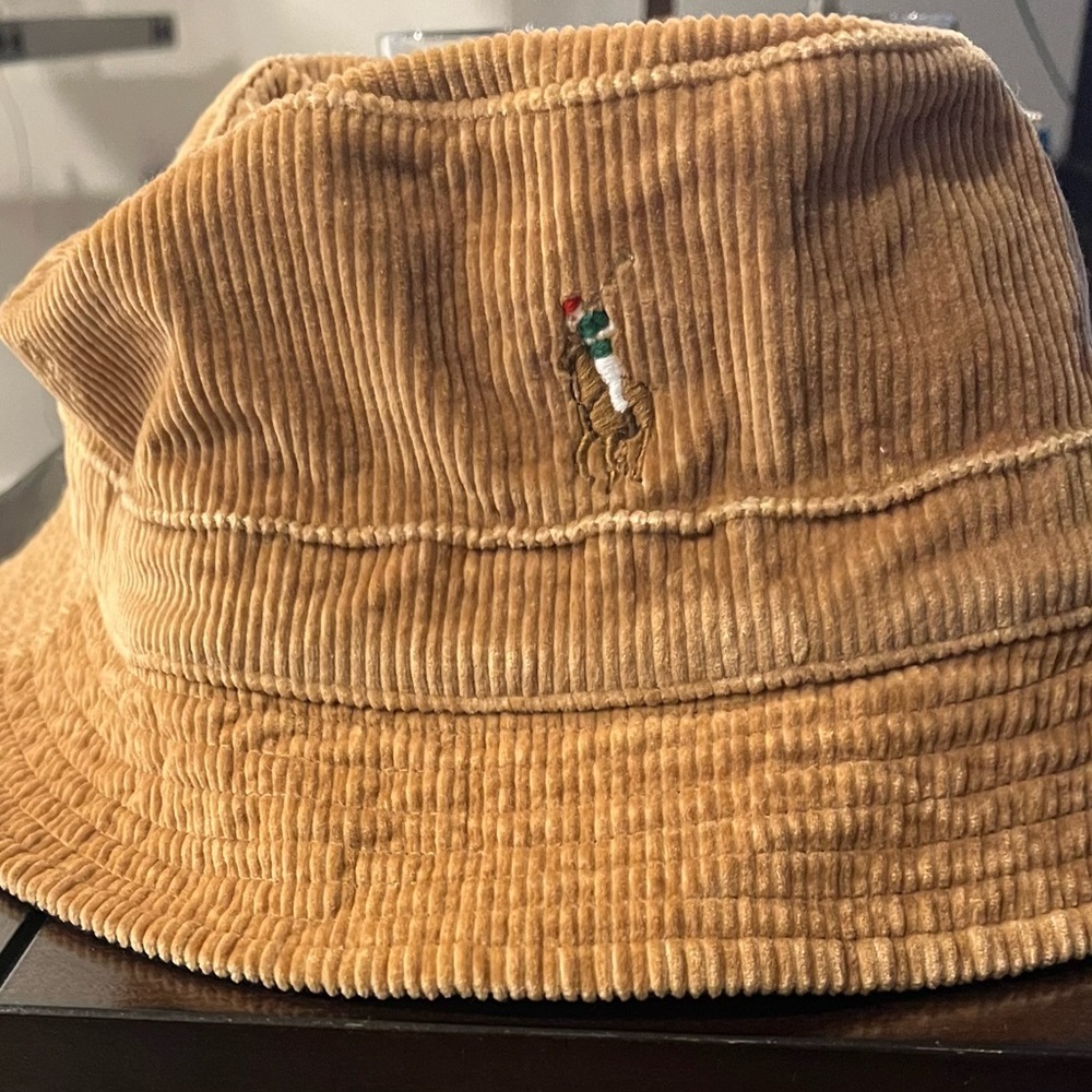 Polo Ralph Lauren Bucket hat.